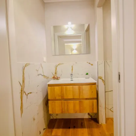 Apartment Montebello